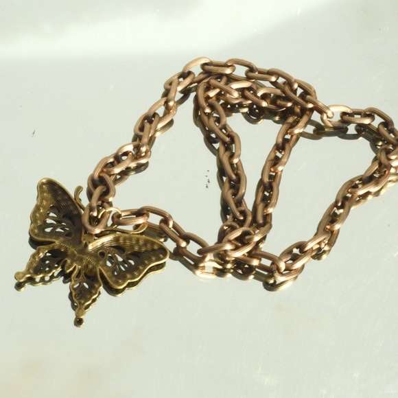 Bulky Chain Butterfly Brass Chain Necklace Pendant - Picture 5 of 7